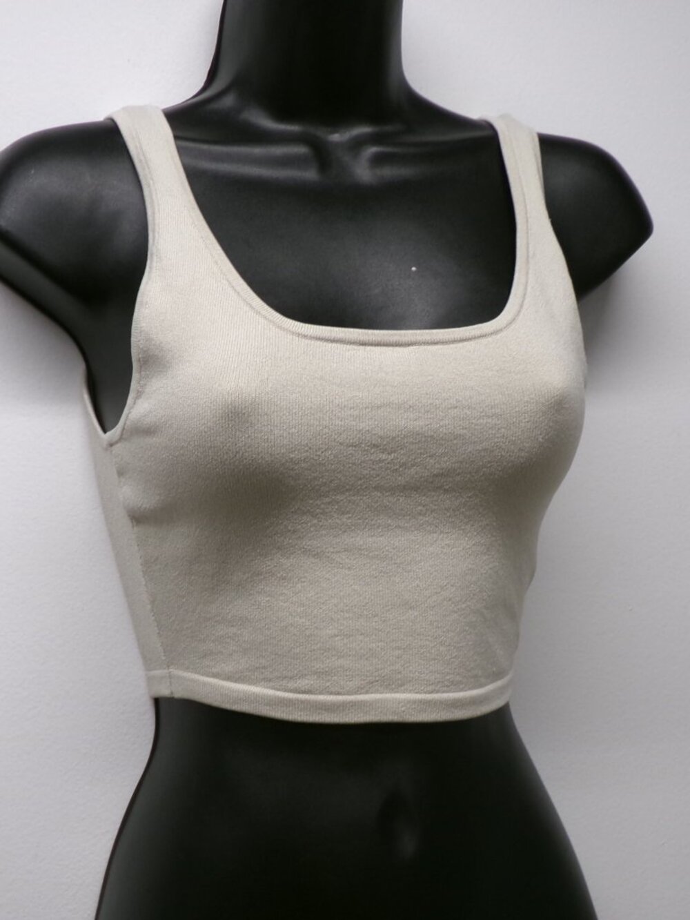 Aritzia Babaton Sculpt Ribbed Knit Cropped Tank Women's Size XS Stone Beige